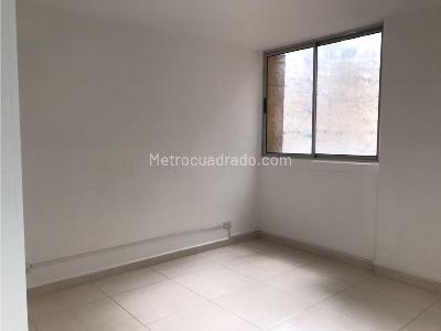 Apartamento en arriendo en Belen, Medellín · foto 6 de 13