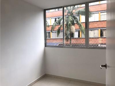 Apartamento en arriendo en Belen, Medellín · foto 9 de 13