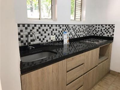 Casa de 3 alcobas en venta en Belen, Medellín, 63 m² · foto 2 de 20
