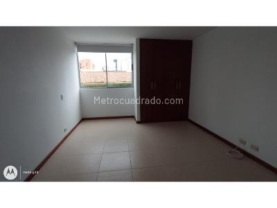 Apartamento de 3 alcobas en venta en El Poblado, Medellín, 80 m² · foto 9 de 15
