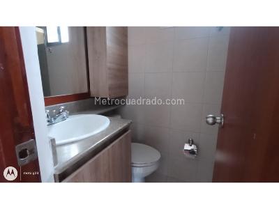 Apartamento de 3 alcobas en venta en El Poblado, Medellín, 80 m² · foto 12 de 15