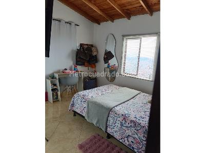 Casa de 3 alcobas en venta en Enciso, Medellín, 76 m² · foto 5 de 9