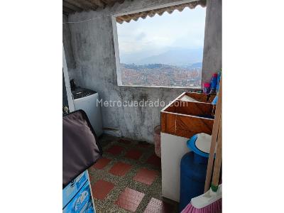 Casa de 3 alcobas en venta en Enciso, Medellín, 76 m² · foto 8 de 9