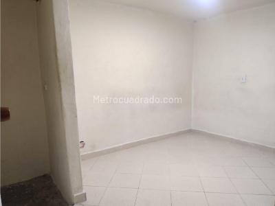 Casa de 4 alcobas en venta en Boston, Medellín, 118 m² · foto 8 de 13