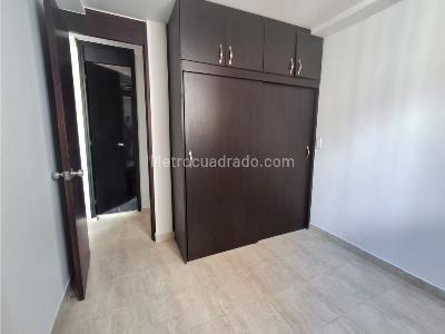 Apartamento en venta en San Antonio De Prado, Medellín · foto 5 de 9