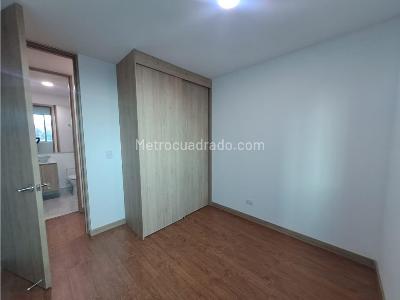 Apartamento de 2 alcobas en arriendo en Itagui, Medellín, 72 m² · foto 10 de 19