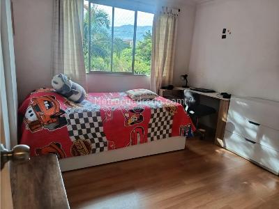 Apartamento de 3 alcobas en venta en Belen, Medellín, 115 m² · foto 9 de 14