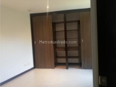 Apartamento de 3 alcobas en arriendo en San Jose, Sabaneta, 72 m² · foto 4 de 10