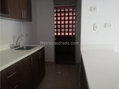 Apartamento de 3 alcobas en arriendo en San Jose, Sabaneta, 72 m² · foto 7 de 10
