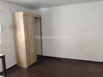 Apartaestudio en arriendo en Campo Valdes, Medellín, 32 m² · foto 4 de 9