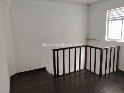 Apartaestudio en arriendo en Campo Valdes, Medellín, 32 m² · foto 5 de 9