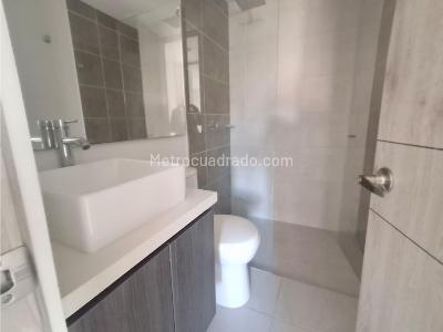 Apartamento en venta en Prados De Sabaneta, Sabaneta · foto 13 de 17