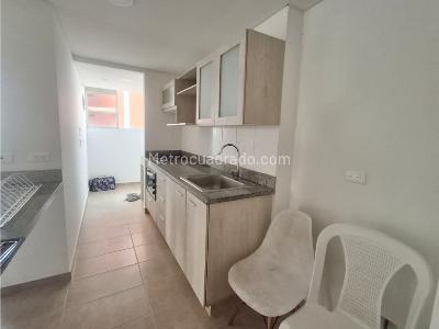 Apartamento en venta en Prados De Sabaneta, Sabaneta · foto 2 de 17