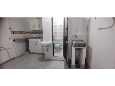Apartaestudio en arriendo en Castilla, Medellín, 40 m² · foto 3 de 9