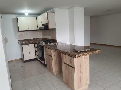 Apartamento de 3 alcobas en arriendo en Estadio, Medellín, 90 m² · foto 3 de 12