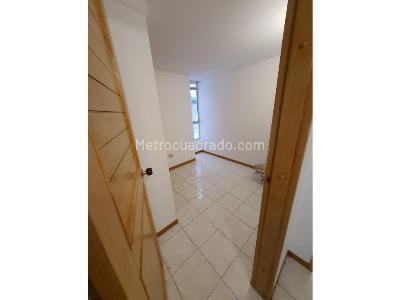 Apartamento de 3 alcobas en arriendo en Estadio, Medellín, 90 m² · foto 4 de 12