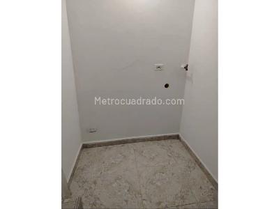 Apartaestudio en arriendo en Villa Hermosa, Medellín, 29 m² · foto 3 de 5