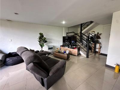 Apartamento en venta en Belen, Medellín · foto 2 de 12
