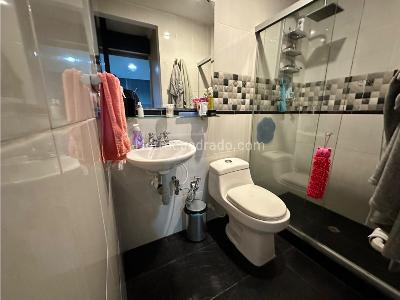 Apartamento en venta en Belen, Medellín · foto 8 de 12