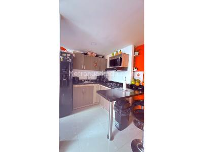 Apartamento en venta en San Antonio De Prado, Medellín · foto 3 de 10