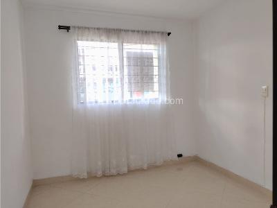 Casa de 2 alcobas en venta en Manrique, Medellín, 69 m² · foto 6 de 9