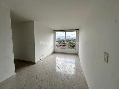 Apartamento en arriendo en Belen, Medellín · foto 4 de 10