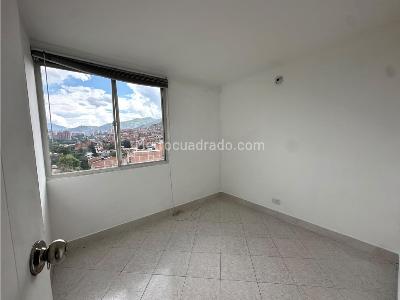 Apartamento en arriendo en Belen, Medellín · foto 5 de 10