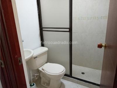 Apartamento de 3 alcobas en arriendo en Robledo, Medellín, 82 m² · foto 7 de 20