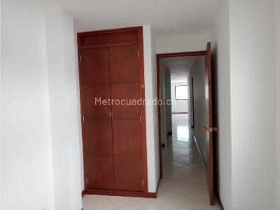 Apartamento de 3 alcobas en arriendo en Robledo, Medellín, 82 m² · foto 11 de 20