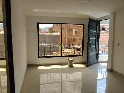 Apartamento en venta en Boston, Medellín · foto 2 de 8