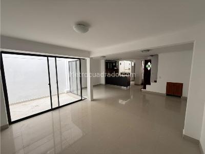 Casa en arriendo en Belen, Medellín · foto 3 de 20