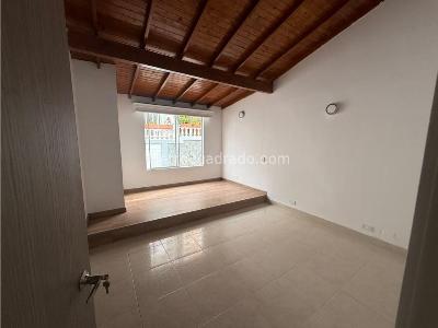 Casa en arriendo en Belen, Medellín · foto 19 de 20