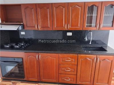 Apartamento de 2 alcobas en arriendo en La Candelaria, Medellín, 55 m² · foto 1 de 9