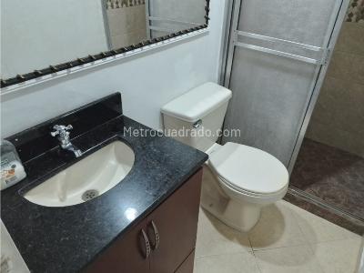 Apartamento de 2 alcobas en arriendo en La Candelaria, Medellín, 55 m² · foto 8 de 9
