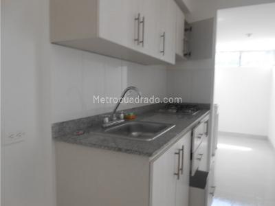 Apartamento de 3 alcobas en arriendo en Asdesillas, Sabaneta, 69 m² · foto 2 de 14