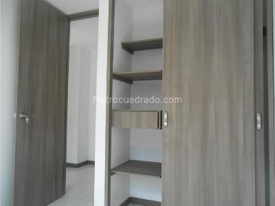 Apartamento de 3 alcobas en arriendo en Asdesillas, Sabaneta, 69 m² · foto 5 de 14