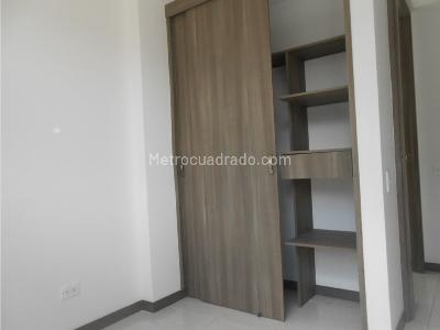 Apartamento de 3 alcobas en arriendo en Asdesillas, Sabaneta, 69 m² · foto 6 de 14