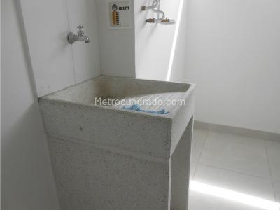 Apartamento de 3 alcobas en arriendo en Asdesillas, Sabaneta, 69 m² · foto 12 de 14