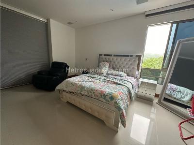 Apartamento de 3 alcobas en venta en Altos De Cabecera, Bucaramanga, 265 m² · foto 13 de 19