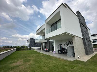 Casa de 4 alcobas en venta en Ruitoque Alto, Floridablanca, 651 m² · foto 3 de 20