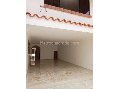Casa de 4 alcobas en venta en Cañaveral, Floridablanca, 295 m² · foto 2 de 20