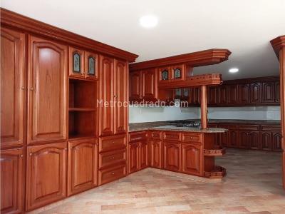 Casa de 4 alcobas en venta en Cañaveral, Floridablanca, 295 m² · foto 8 de 20