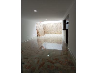 Casa de 4 alcobas en venta en Cañaveral, Floridablanca, 295 m² · foto 9 de 20