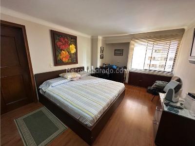 Apartamento de 3 alcobas en venta en Altos De Cabecera, Bucaramanga, 206 m² · foto 10 de 17