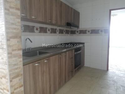 Apartamento de 4 alcobas en venta en Sotomayor, Bucaramanga, 107 m² · foto 4 de 19