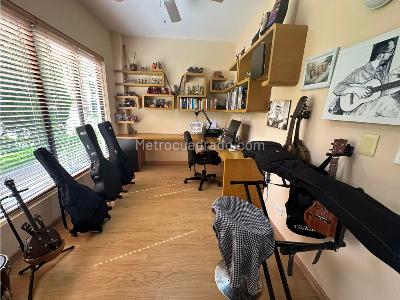 Casa de 4 alcobas en venta en Menzuli 37, Bucaramanga, 695 m² · foto 11 de 20
