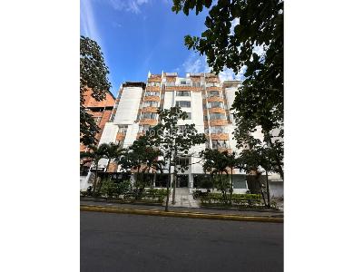 Apartamento de 4 alcobas en venta en La Aurora, Bucaramanga, 115 m² · foto 2 de 15