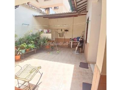 Casa de 5 alcobas en venta en Alarcon, Bucaramanga, 220 m² · foto 9 de 9