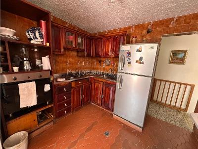 Casa de 4 alcobas en venta en Provenza, Bucaramanga, 230 m² · foto 6 de 12