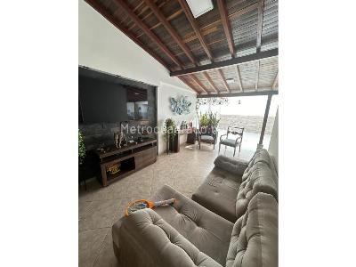 Casa de 4 alcobas en venta en Diamante, Bucaramanga, 210 m² · foto 11 de 14